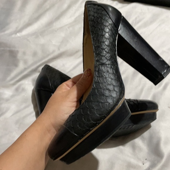 Calvin Klein Platforms shoes - Picture 3 of 6